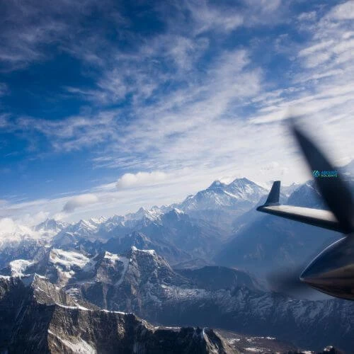 everest mountain flight vs everest base camp trek