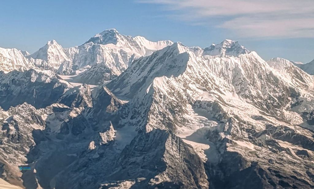 photography-aerial-view-from-mountain-flight