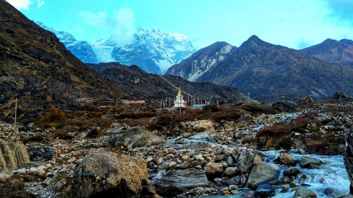 langtang-kyanjin-view