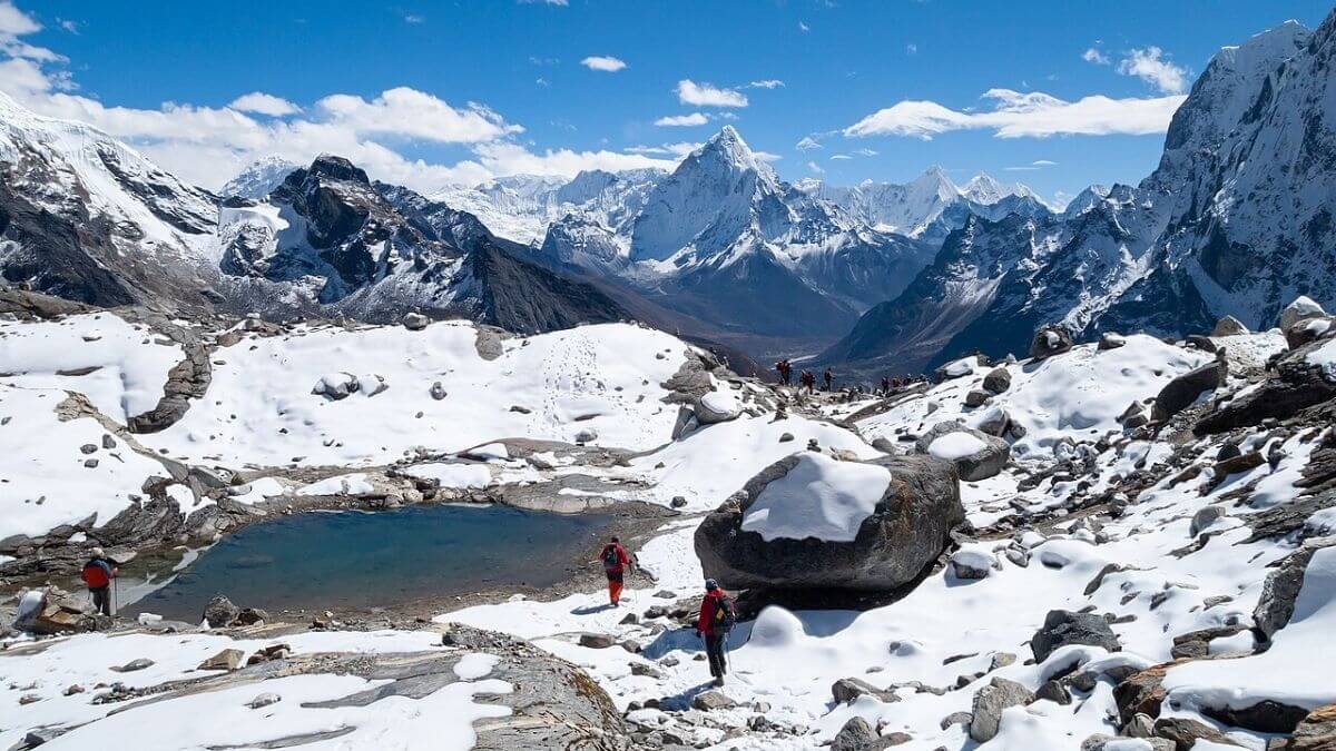 everest-chola-pass-trek