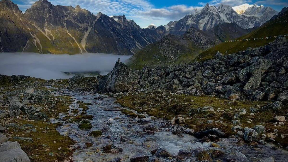 manaslu-trek-stream
