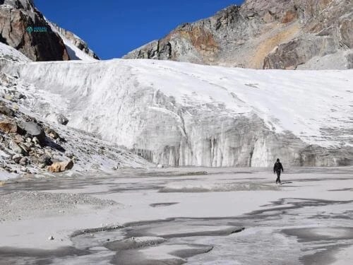 everest chola pass trek