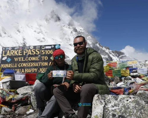 Larke Pass Manaslu Circuit Trek